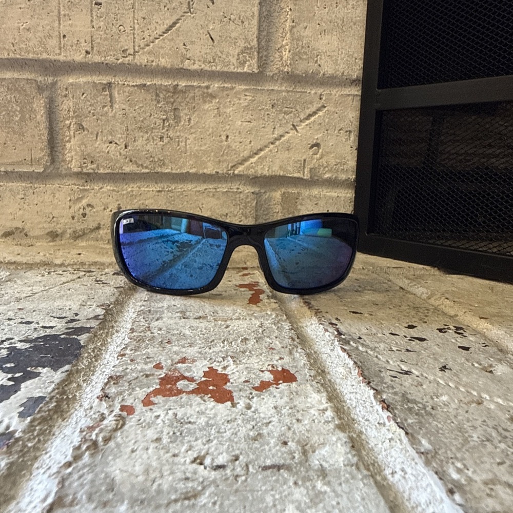 Calcutta Boca Polarized Sunglasses Blue Mirror Lenses Black Wrap Fishing Sport
